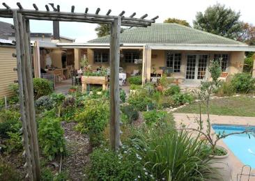 Best permaculture workshops in the world